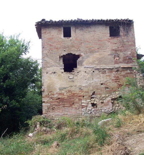 A dream farmhouse in the green heart of Umbria – Just a few minutes from Todi