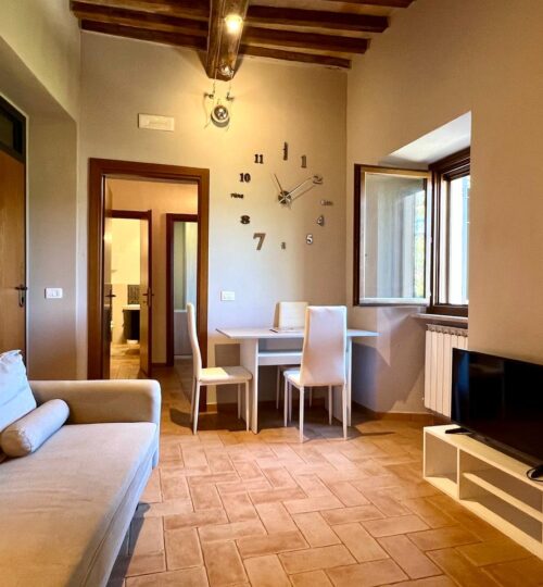 Massa Martana, appartamento ristrutturato.