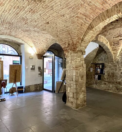 Todi, monolocale caratteristico.