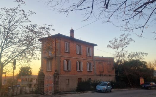 VILLA DI PREGIO