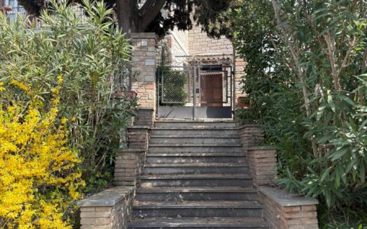 Todi, appartamento a piano terra