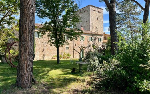 PORZIONE  DI CASALE